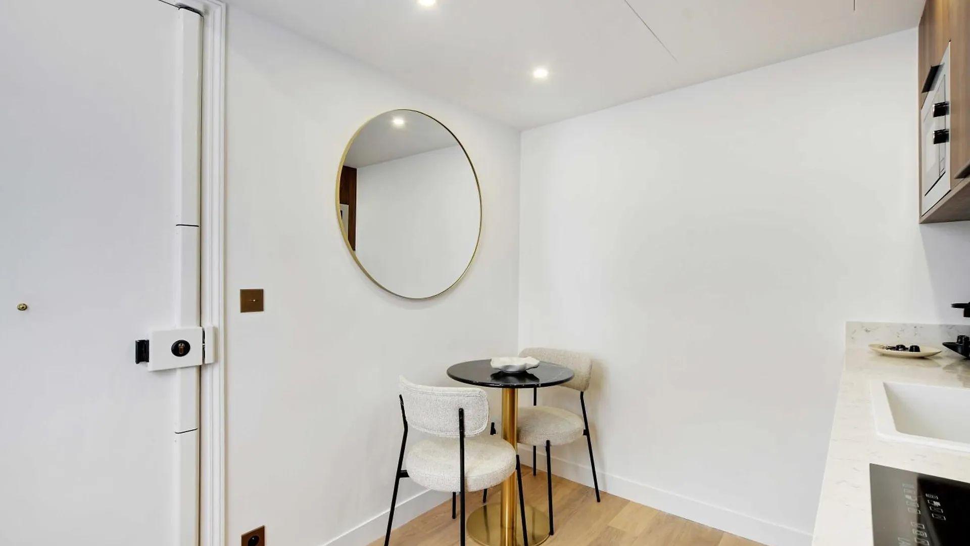 Superb Apartment With Ac - 1Br-2P - Arts Et Metier Paris 0*,
